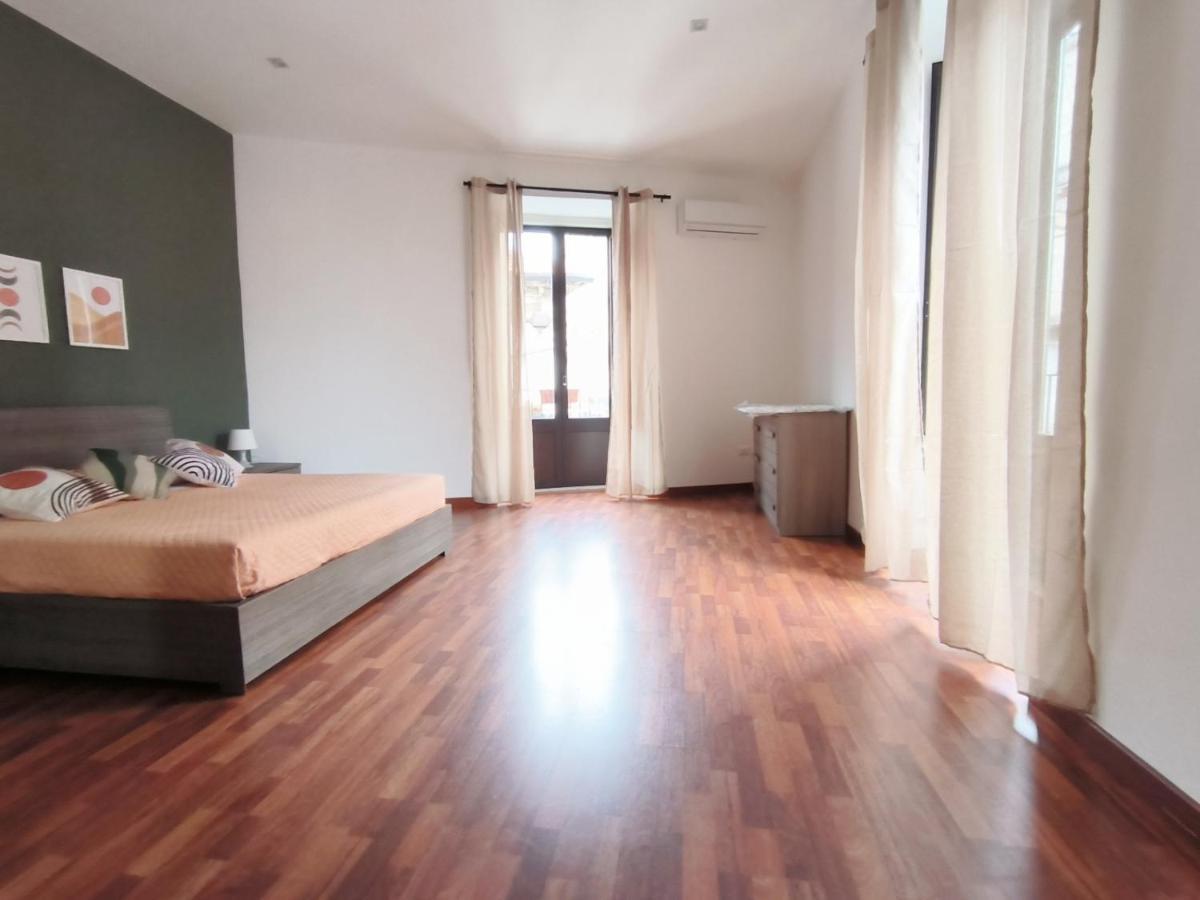 Re Federico II Apartment Catania Bagian luar foto